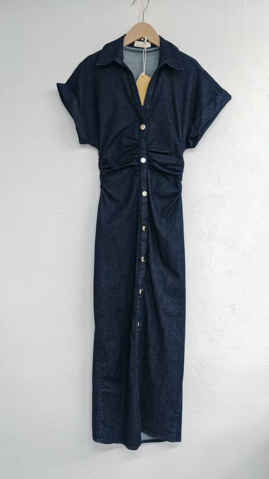 Short-sleeved denim dress