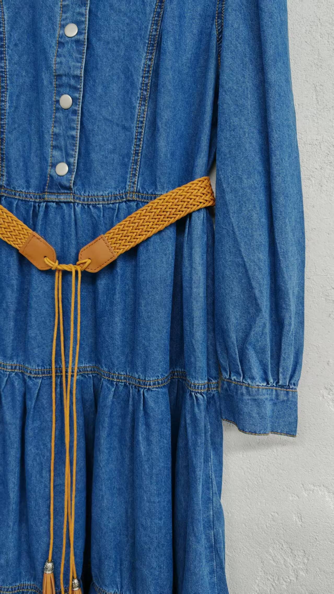 Long-sleeved denim dress