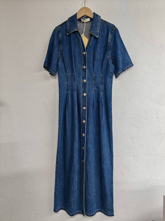 Short-sleeved denim dress