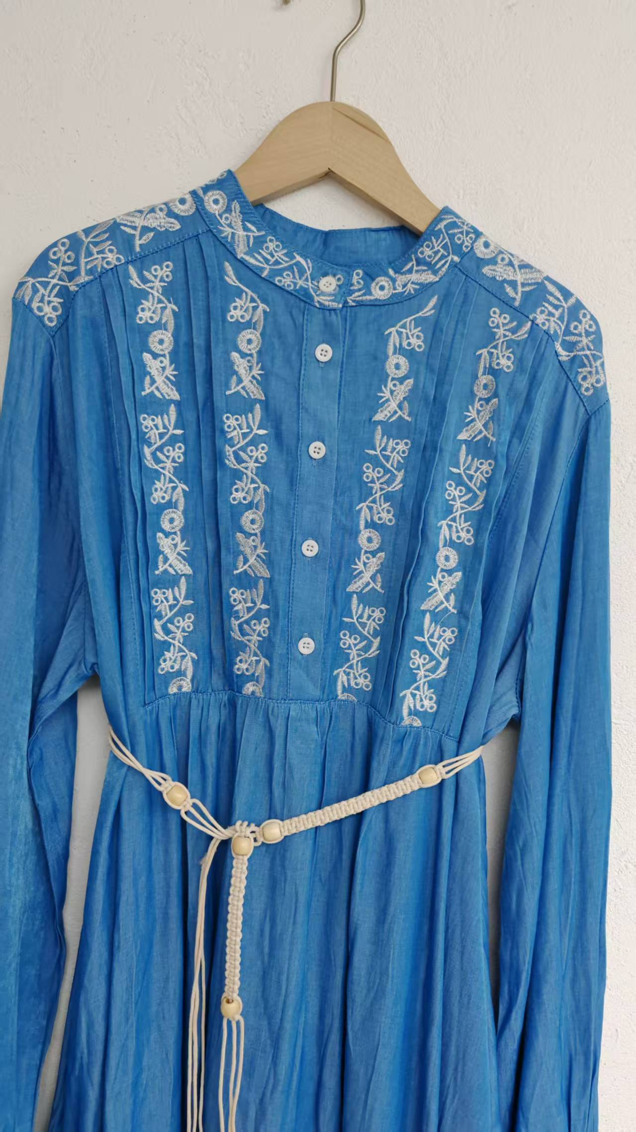 Long-sleeved denim dress