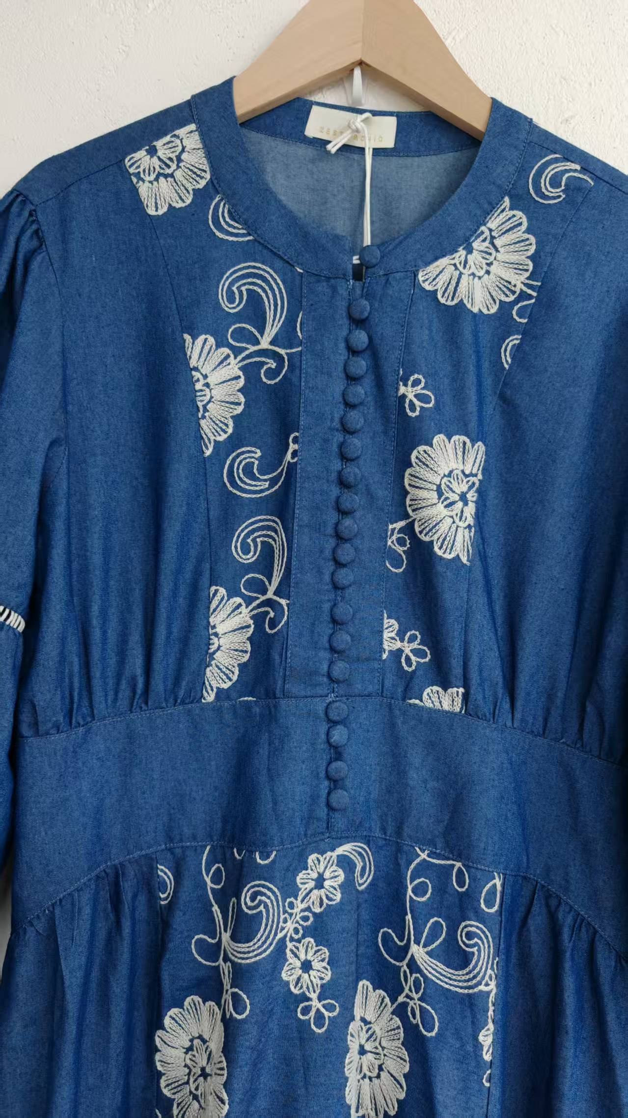 Long-sleeved denim dress