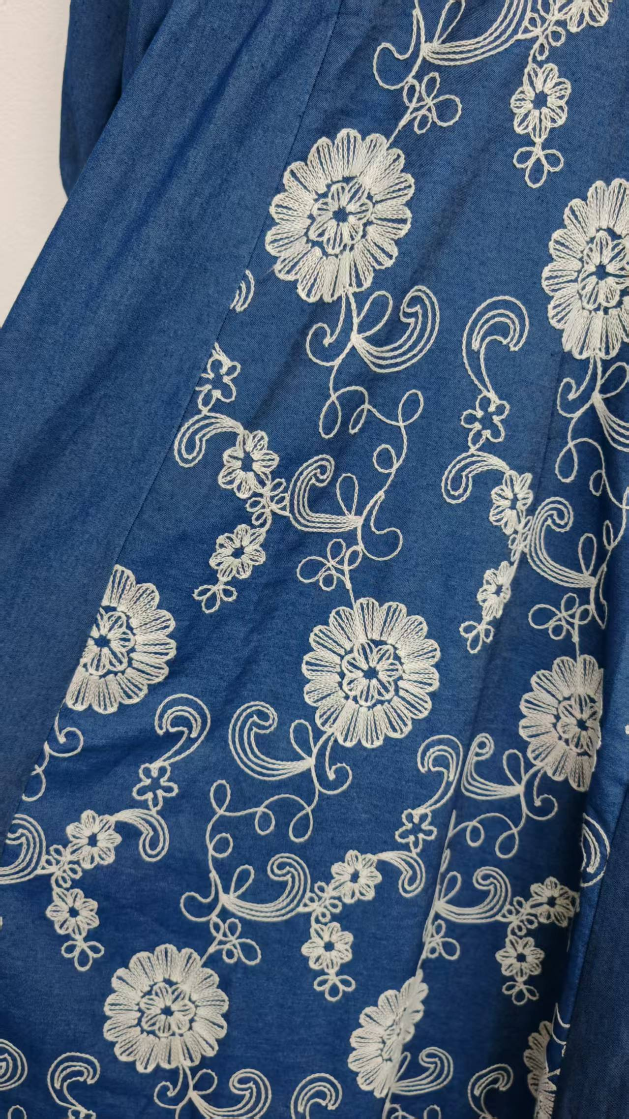 Long-sleeved denim dress