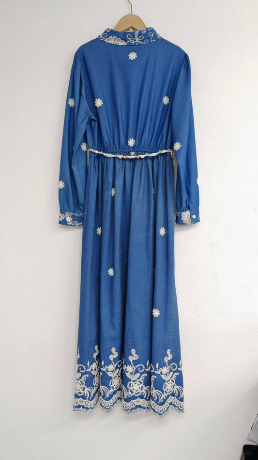 Long-sleeved denim dress