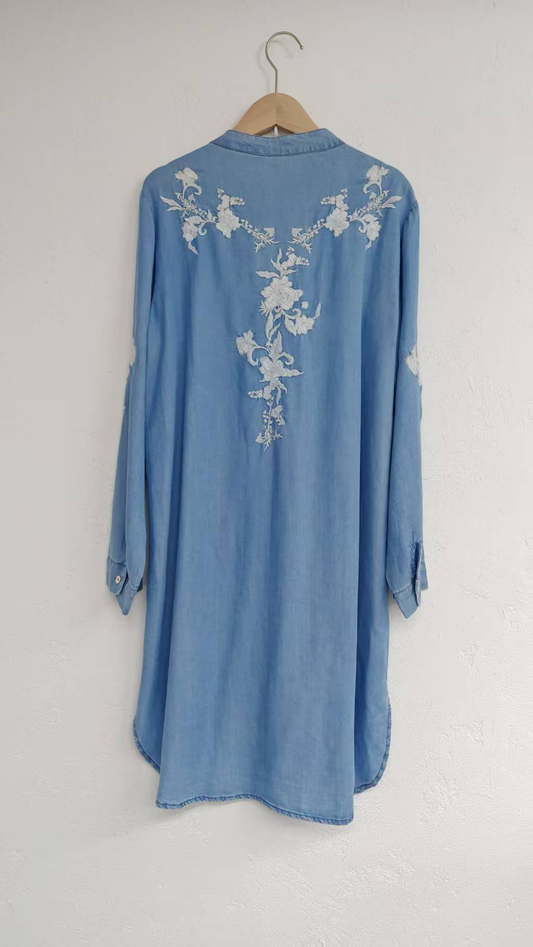 Long-sleeved denim dress