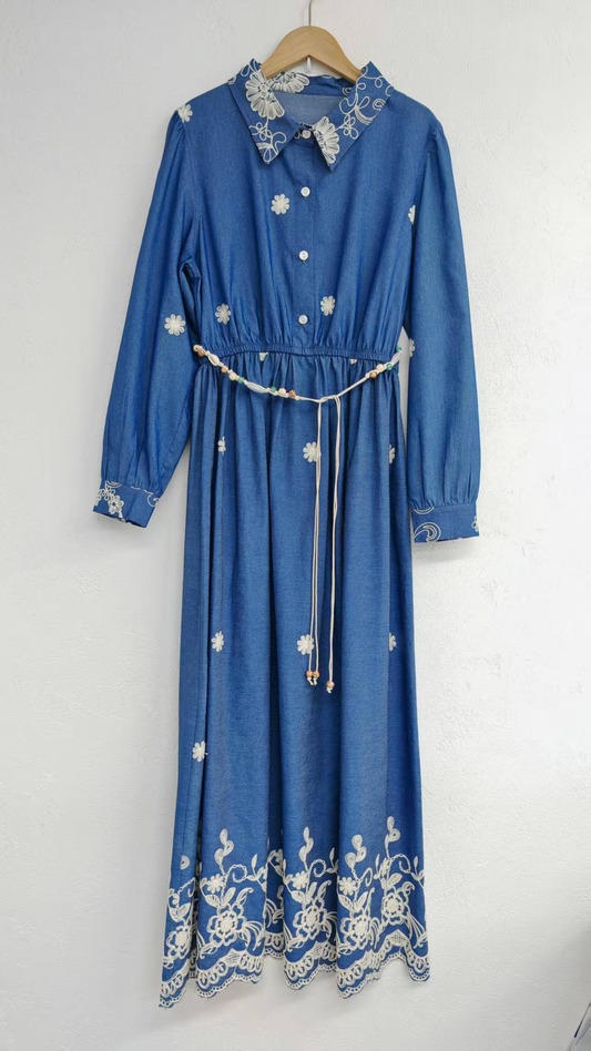 Long-sleeved denim dress