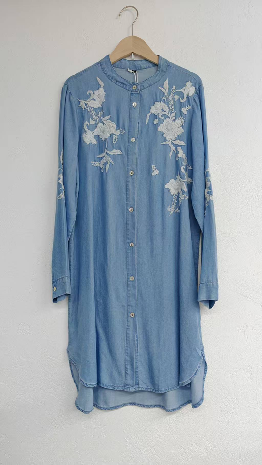 Long-sleeved denim dress