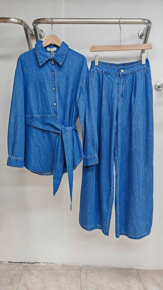 Jeans suit