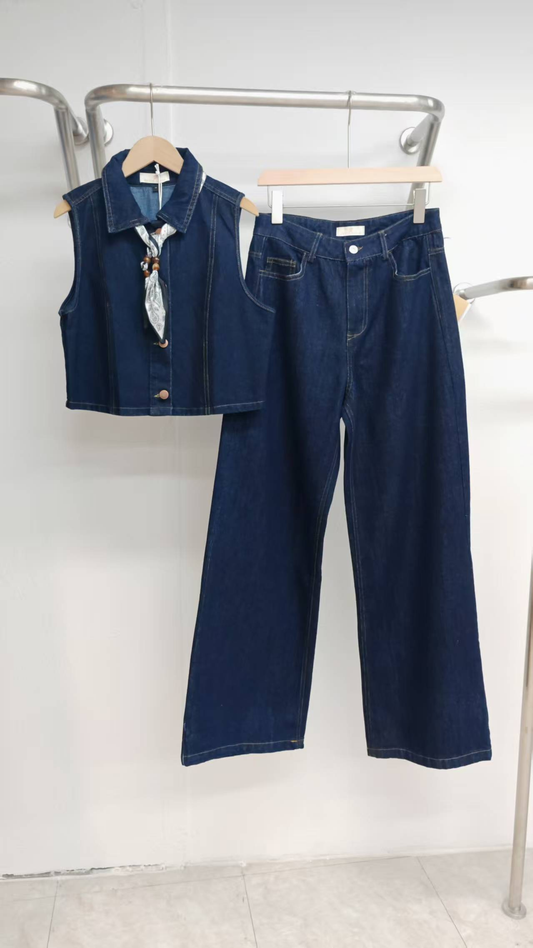 Jeans suit